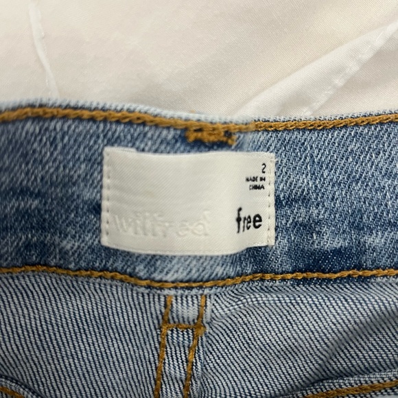 Aritzia Wilfred Free high waisted denim shorts - Picture 5 of 5